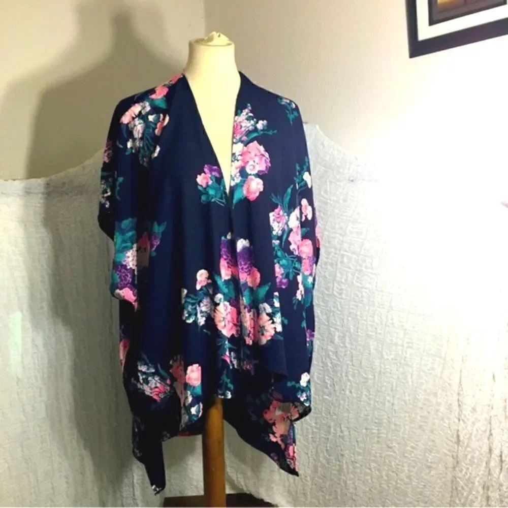 12PM by Mon Ami Floral Kimono Style Cardigan Size Small - Picture 2 of 9